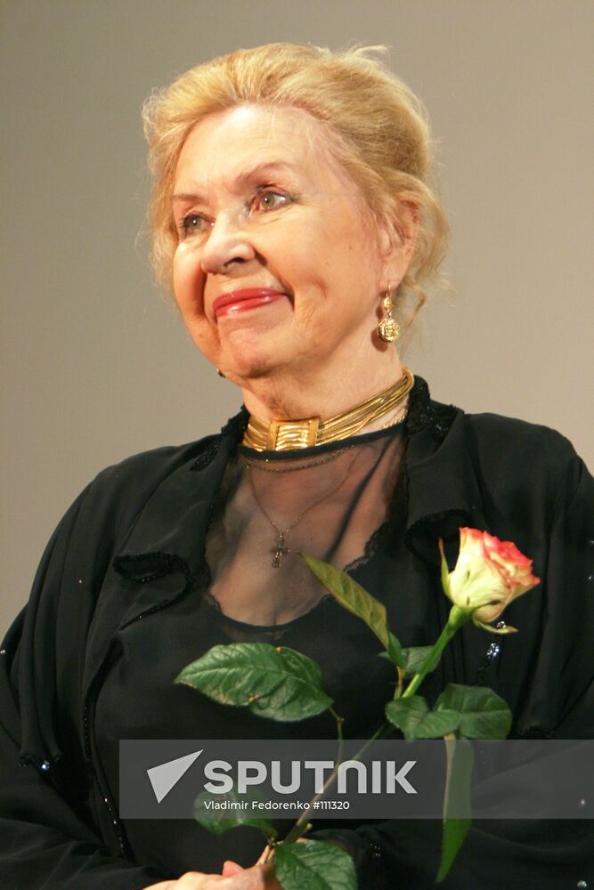 MAKAROVA
