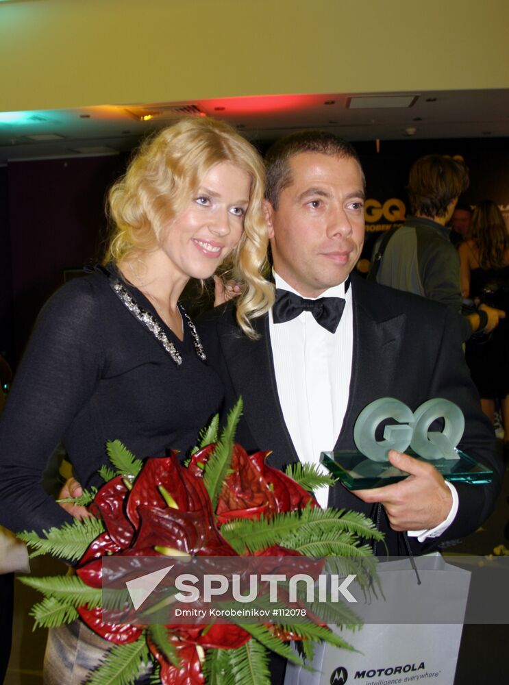 NOVIKOV