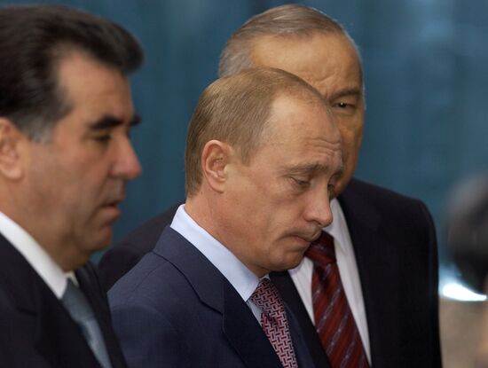 PUTIN RAKHMONOV KARIMOV CACO 