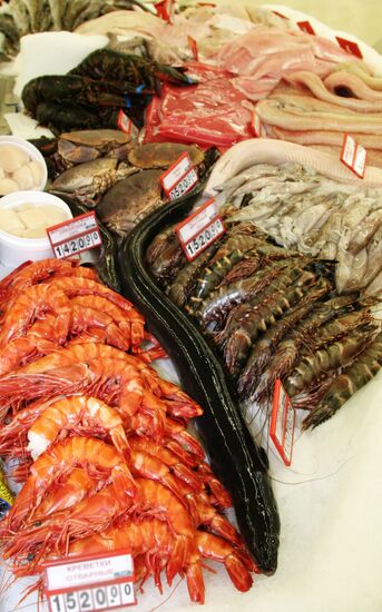 DELICACIES FISH EEL CRAYFISH SHRIMPS 