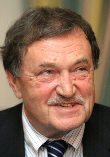 AKSENOV
