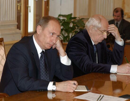 PUTIN ZAKHAROV