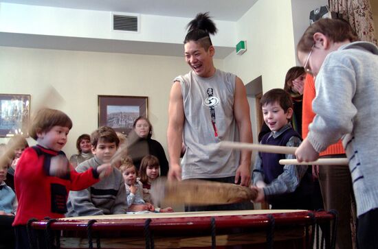 DRUMMERS JAPAN GUEST TOUR RUSSIA CHARITY CONCERT