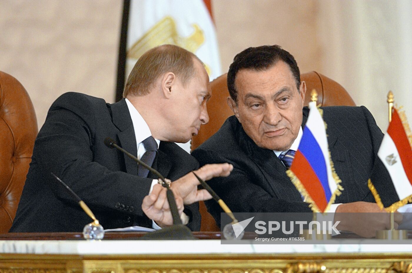 PUTIN MUBARAK PRESS CONFERENCE