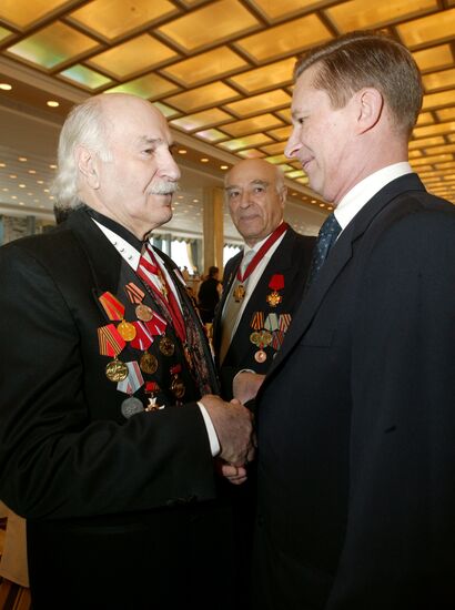 IVANOV ZELDIN ETUSH RECEPTION STATE KREMLIN PALACE