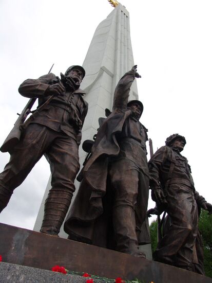 MONUMENT ALLIED COUNTRIES
