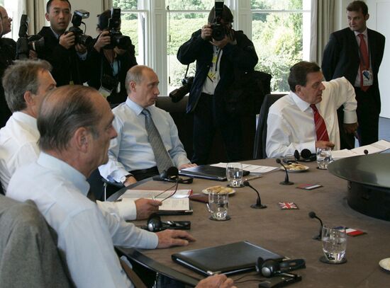 G8 SUMMIT 