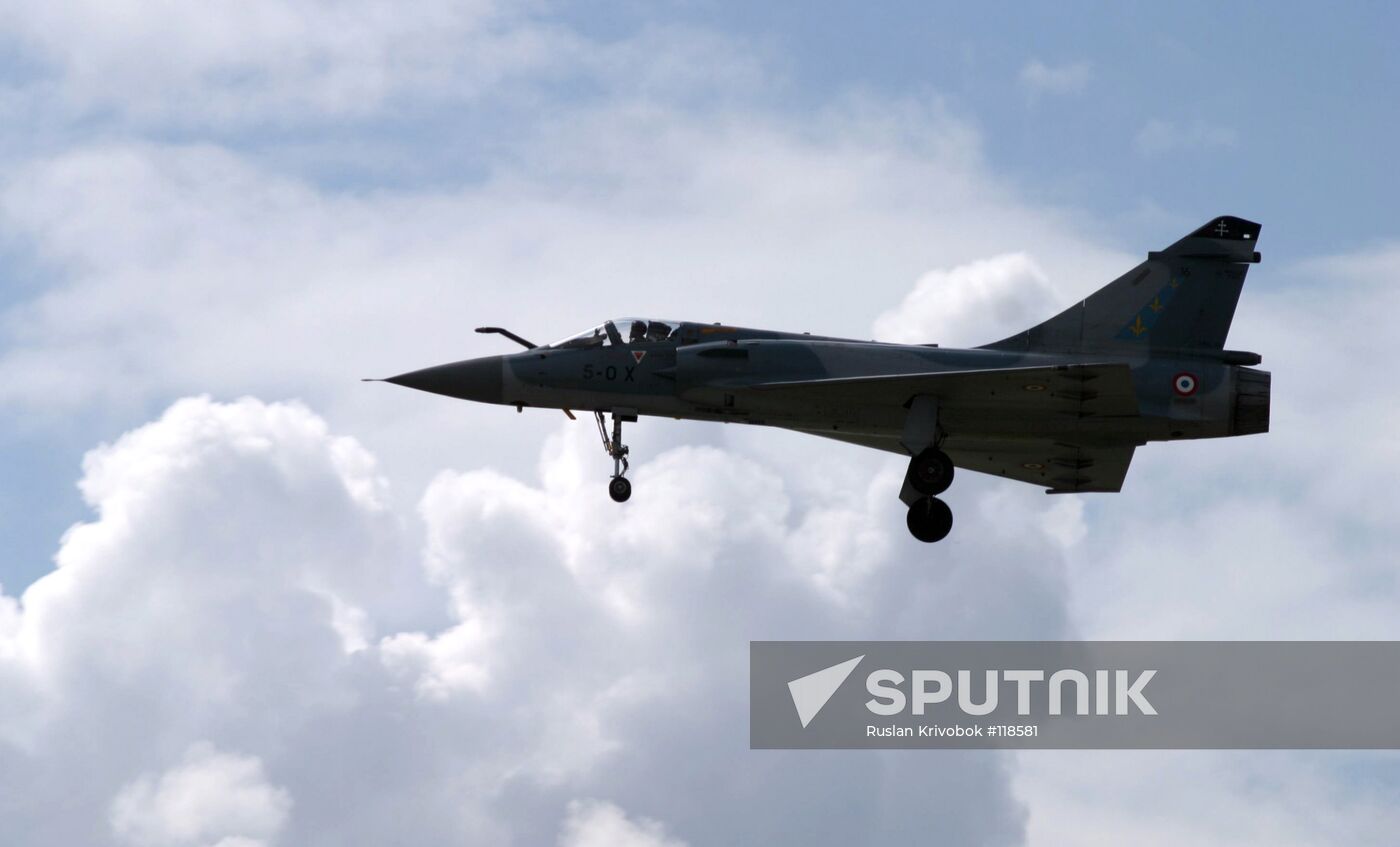 FRENCH MIRAGE FIGHTER