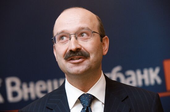 ZADORNOV 
