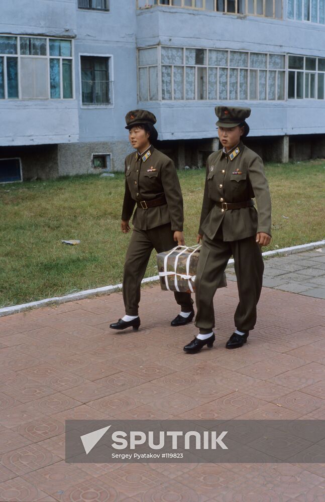 servicemen 