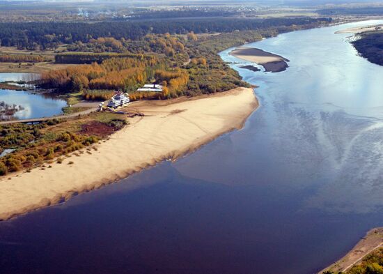 RIVER VYATKA TOP VIEW