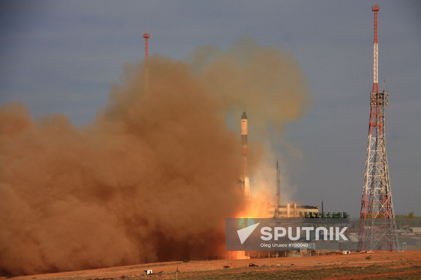 Launch of Soyuz-U rocket with a Progress M-15M cargo spacecraft
