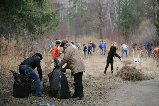 Clean-up days in Russian cities