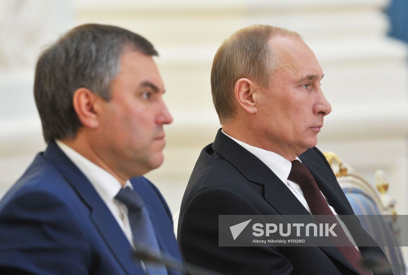 Vladimir Putin meets with United Russia Party leadership