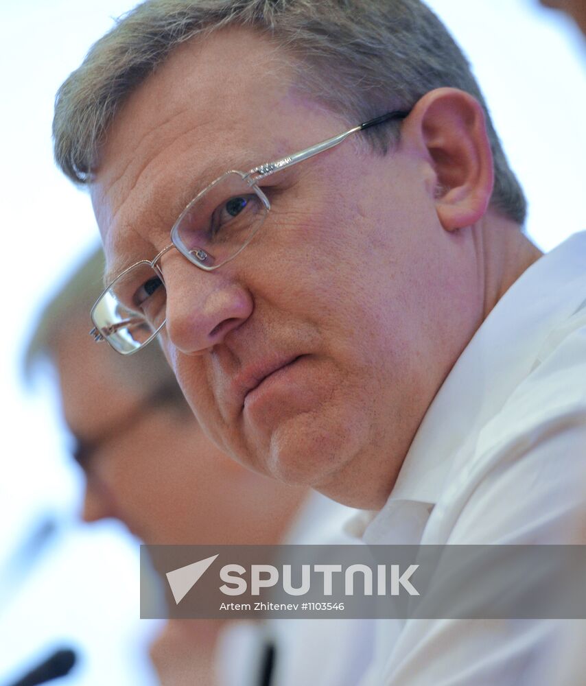 Alexei Kudrin gives lecture at Higher School of Economics