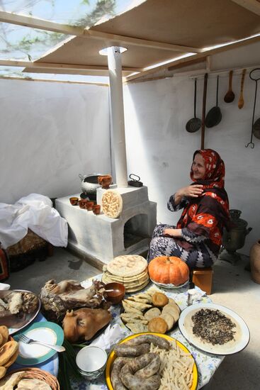 "Traditions Fair" contest in Grozny's main square