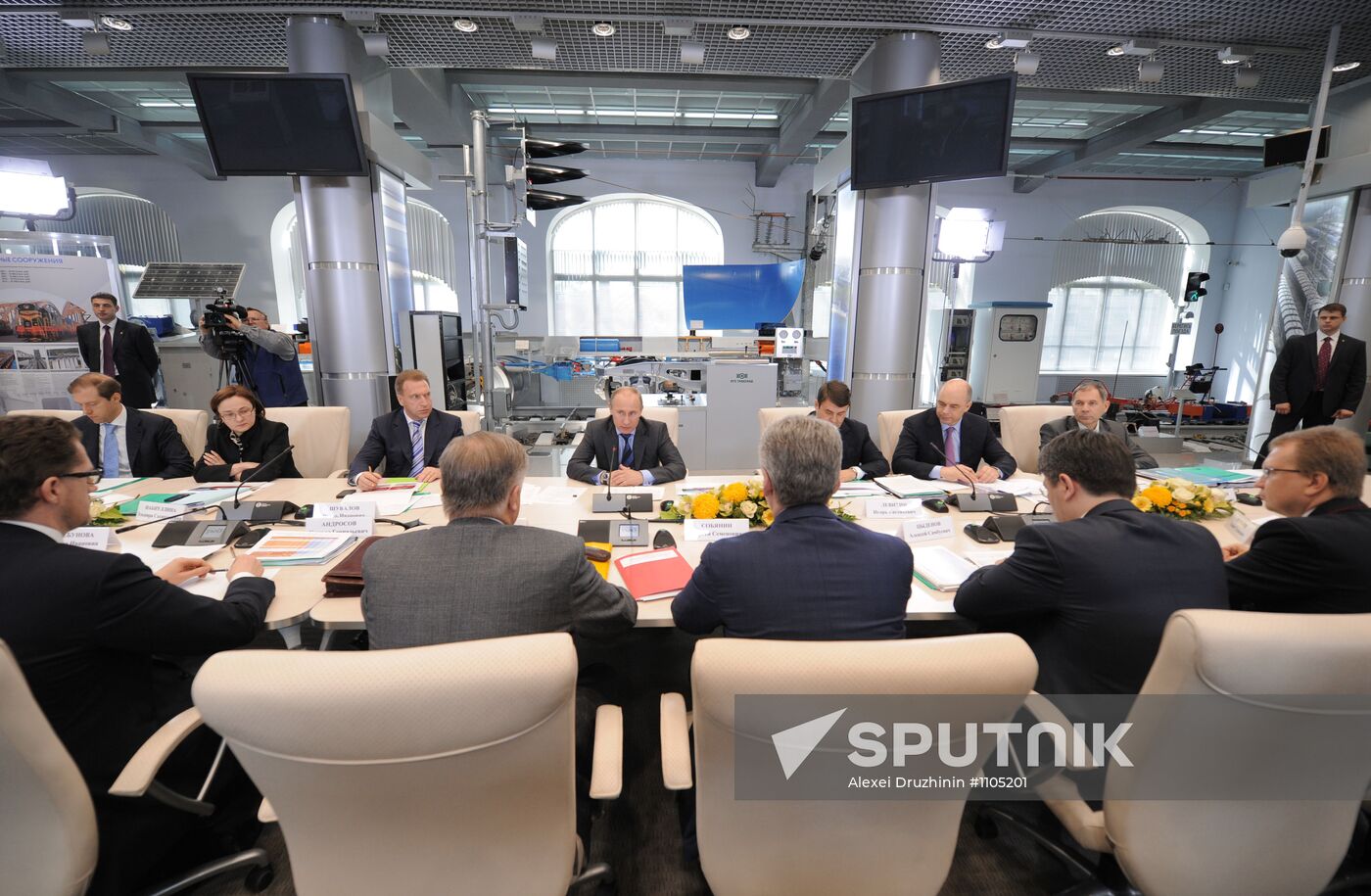 Putin visits RZhD Scientific and Technical Development Center