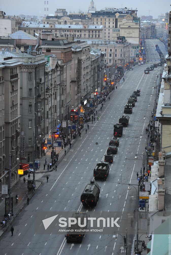Military equipment on Tverskaya street