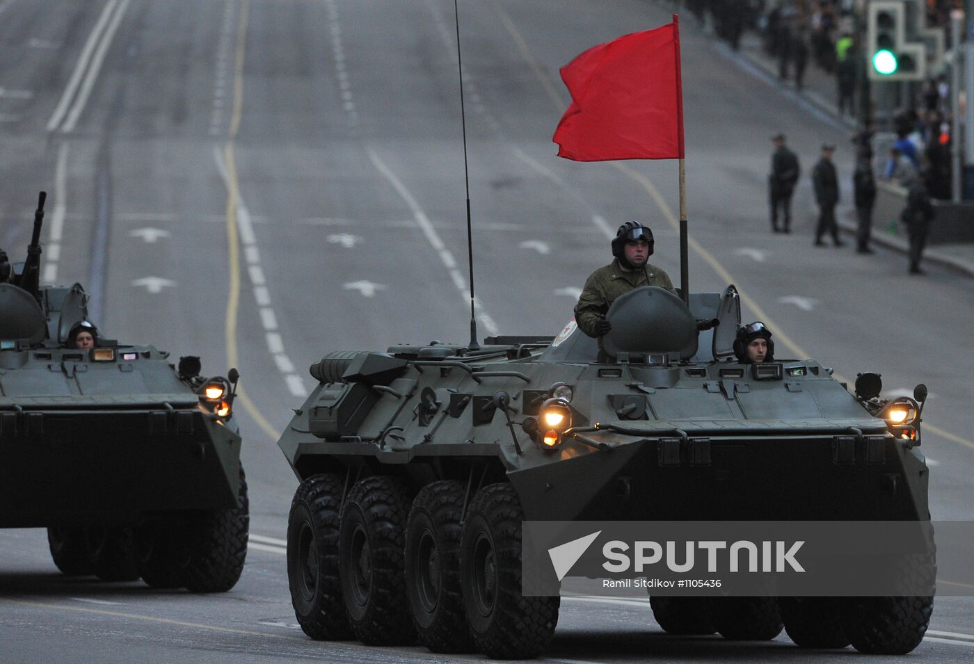 Military equipment on Tverskaya street