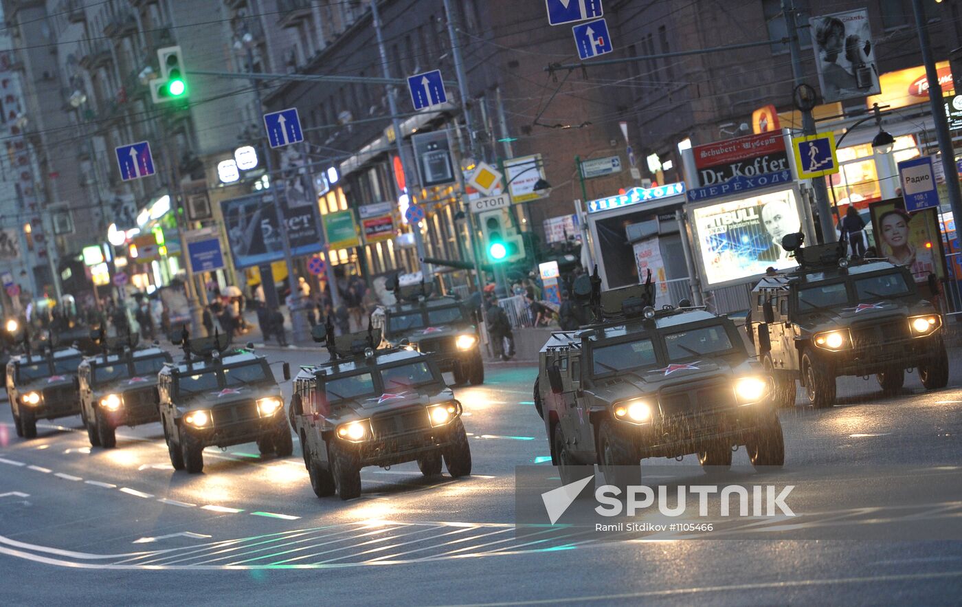 Military equipment on Tverskaya street