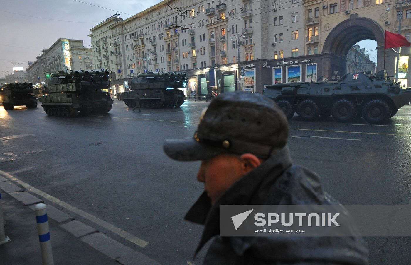 Military equipment on Tverskaya Street