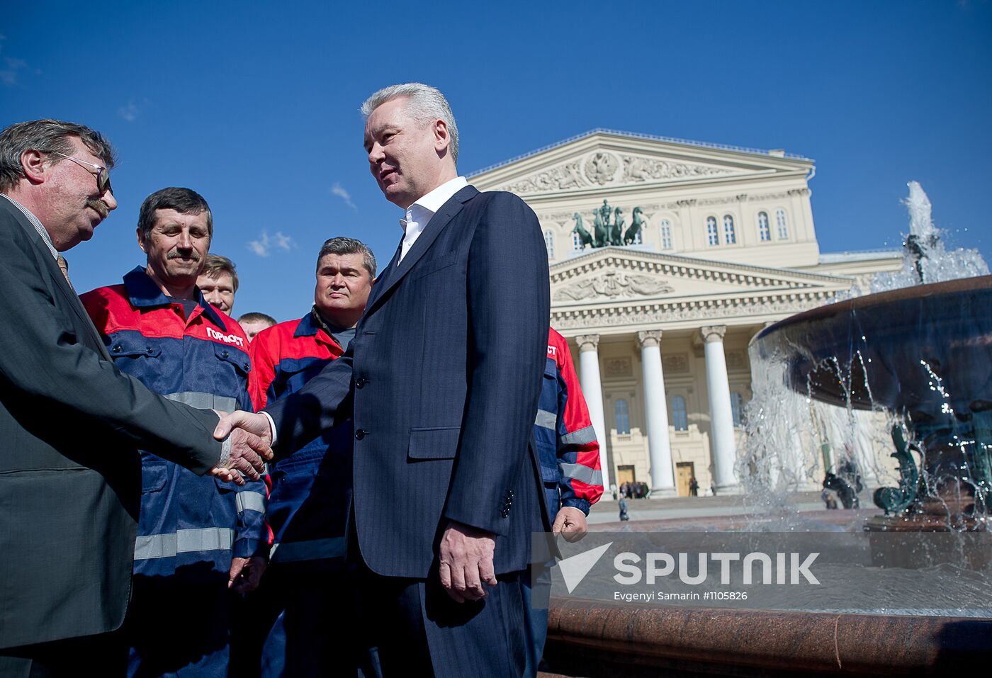 Sergei Sobyanin attends launch of Bolshoi Theatre fountain