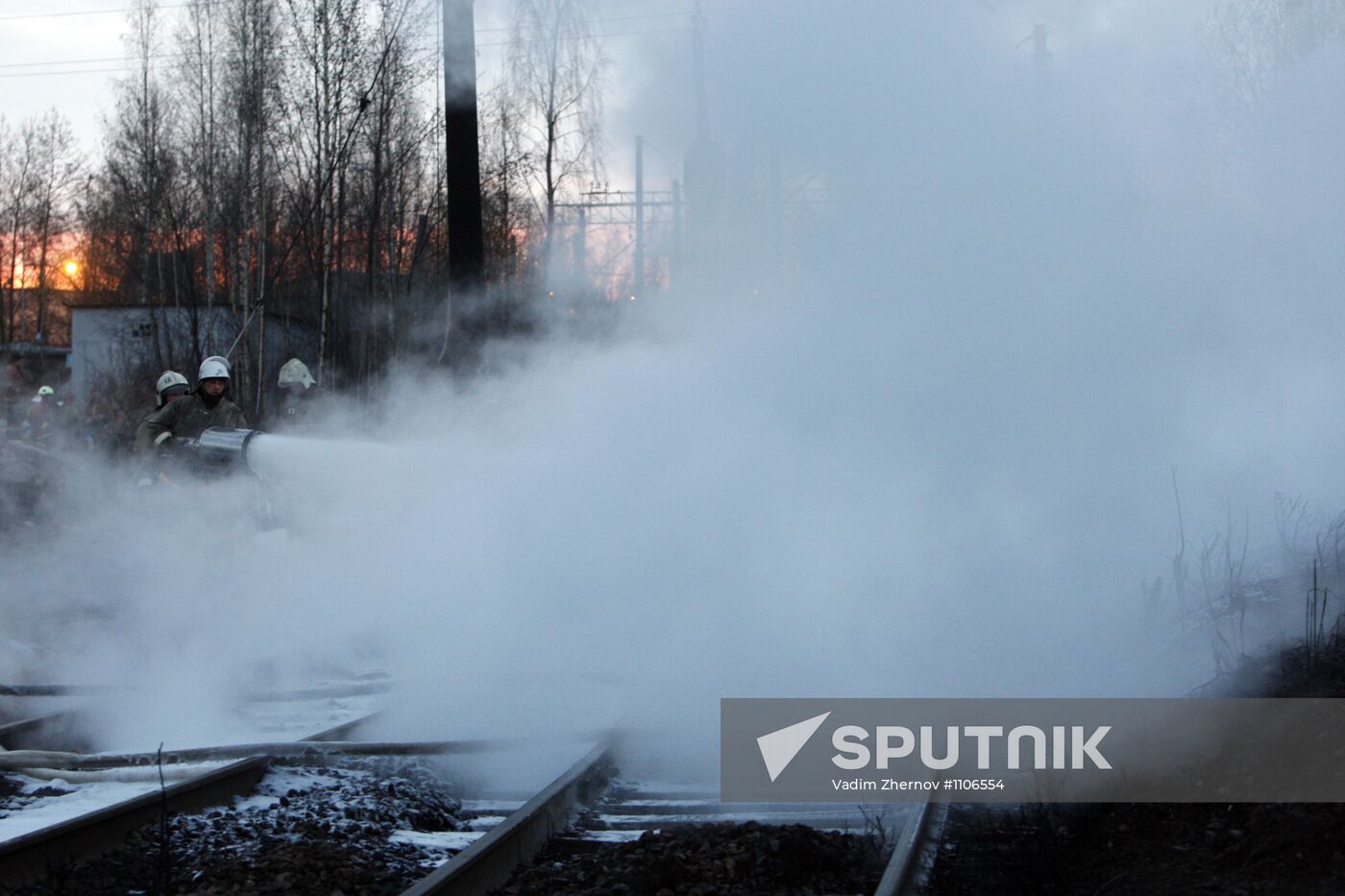 Fire at Ruchyevaya petroleum depot in St.Petersburg