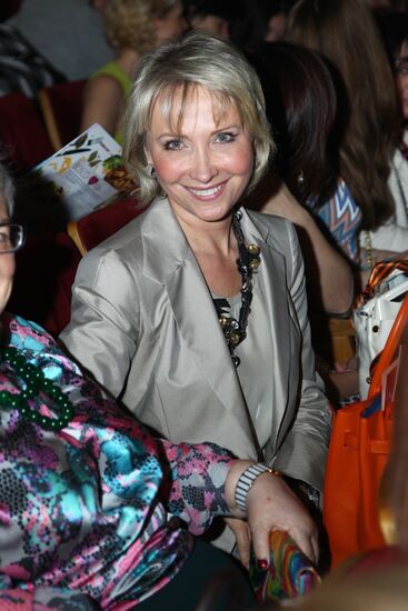 Premiere of "FanFan Tulpan" play