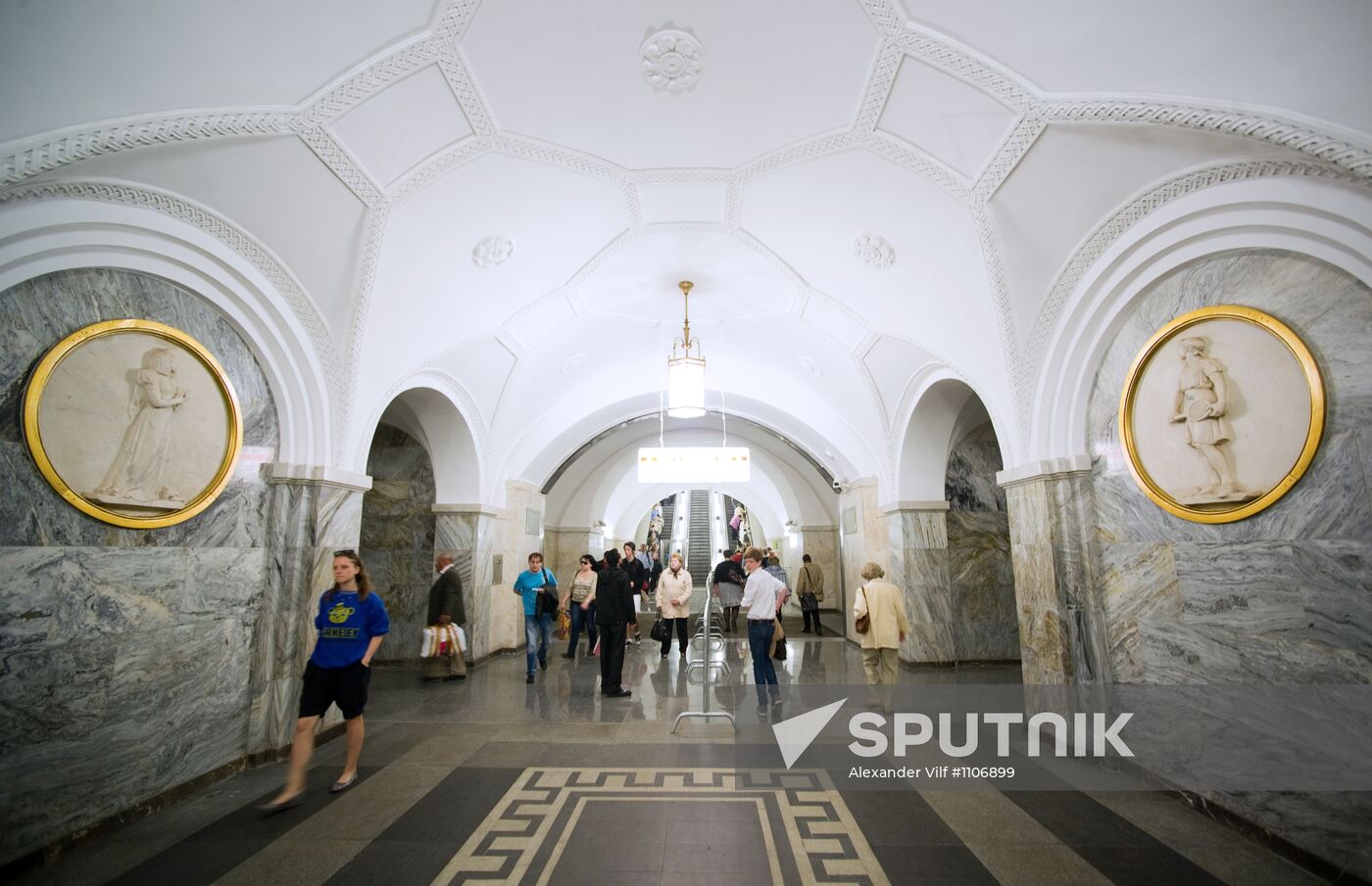 Circle line Park Kultury metro station reopens after repair
