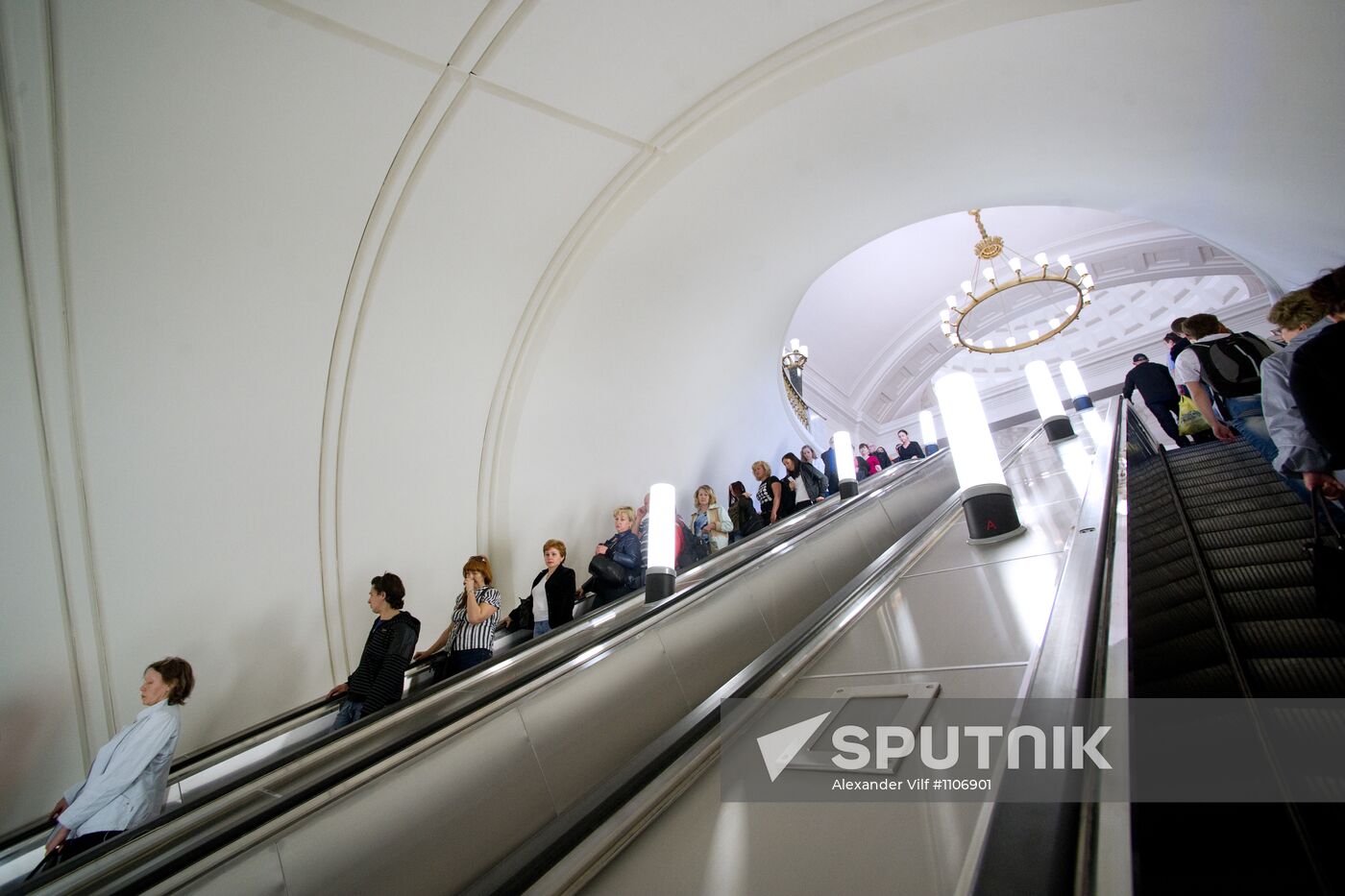 Circle line Park Kultury metro station reopens after repair
