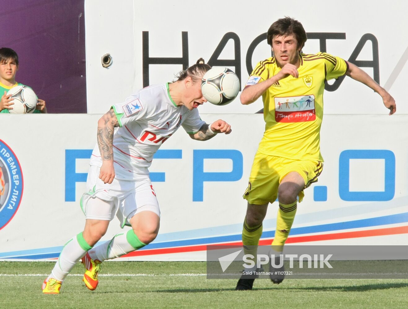 Football RFPL. Match Anji - Lokomotiv