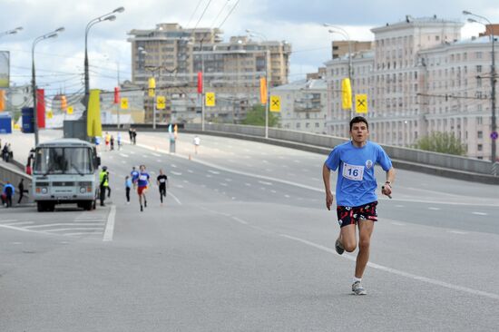Athletic relay race on the Garden Ring