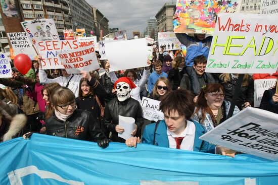 May Day "Monstration" in Novosibirsk