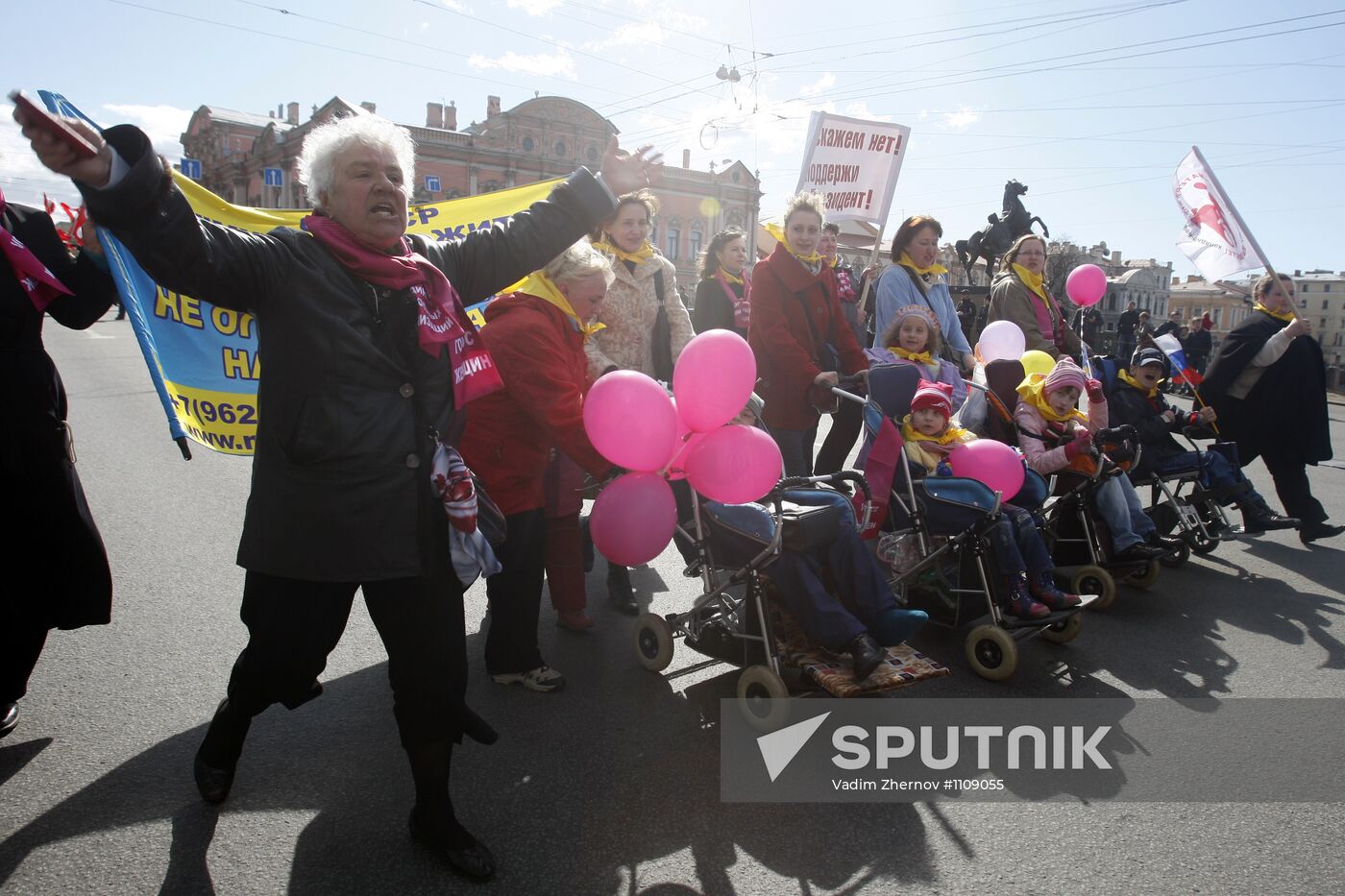 May Day rallies in St Petersburg
