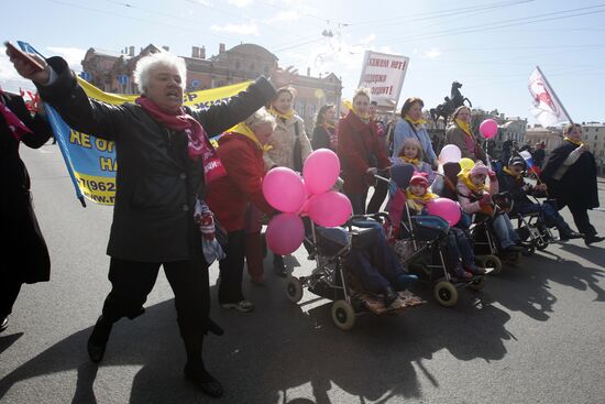 May Day rallies in St Petersburg