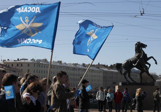May Day rallies in St Petersburg