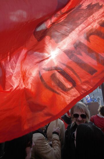 May Day rallies in St Petersburg