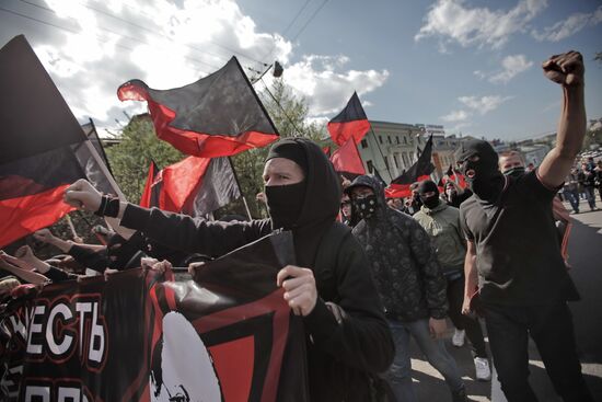 "Left March" march on Trubnoi Square