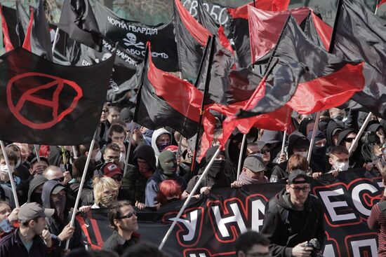 Left March rally on Trubnaya Ploshchad