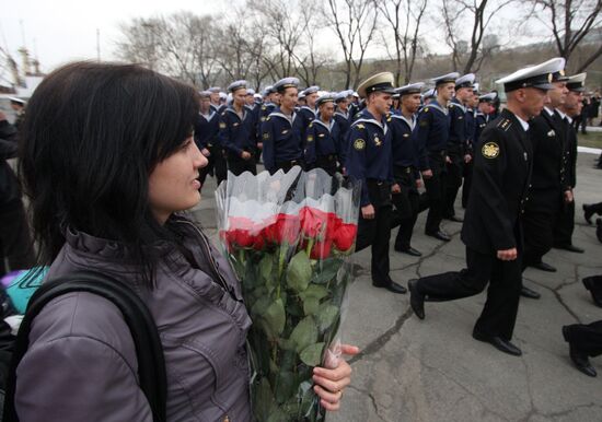 "Admiral Tributs" anti-submarine ship welcomed back