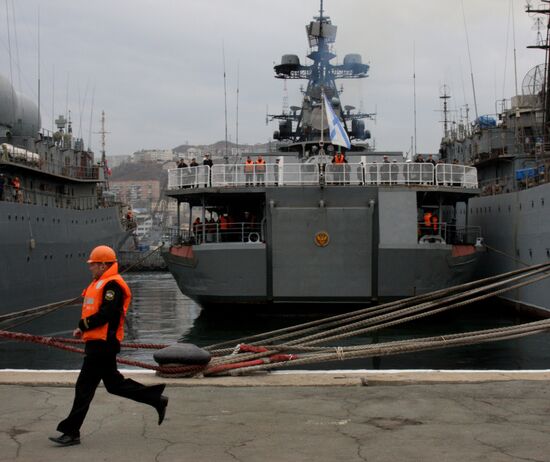 "Admiral Tributs" anti-submarine ship welcomed back