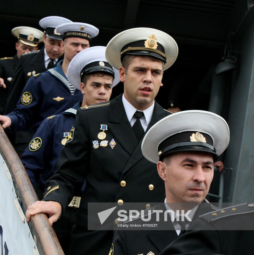"Admiral Tributs" anti-submarine ship welcomed back