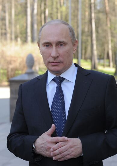 Vladimir Putin chairs Supervisory Board meeting