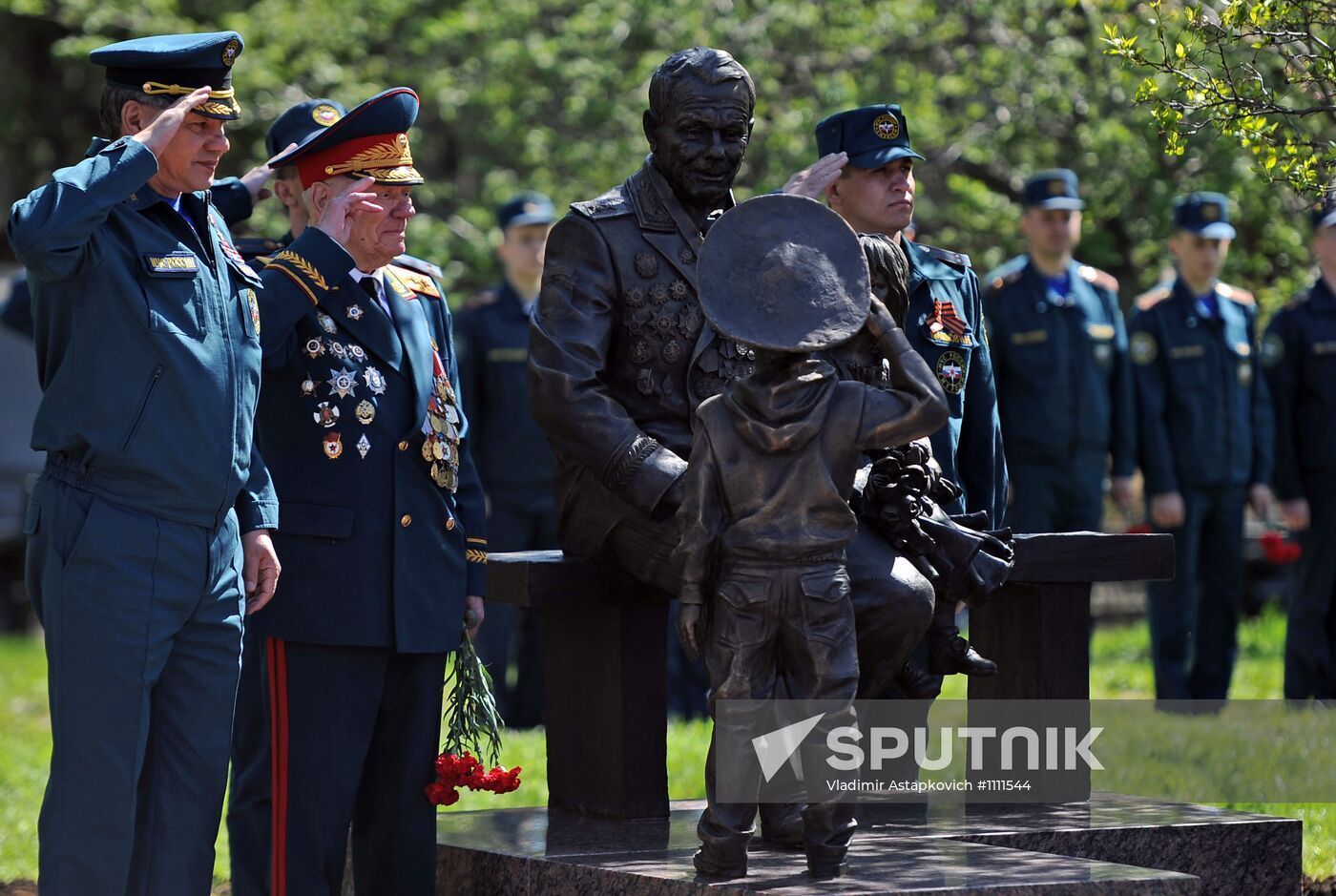 Russian EMERCOM workers memorial unveiled