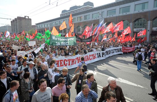Opposition stages March of Millions in Moscow