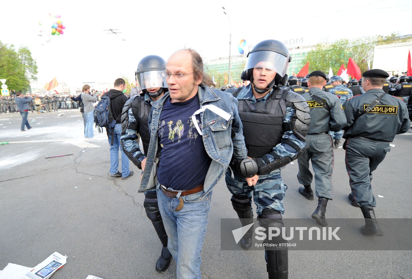 Opposition stages March of Millions rally in Moscow