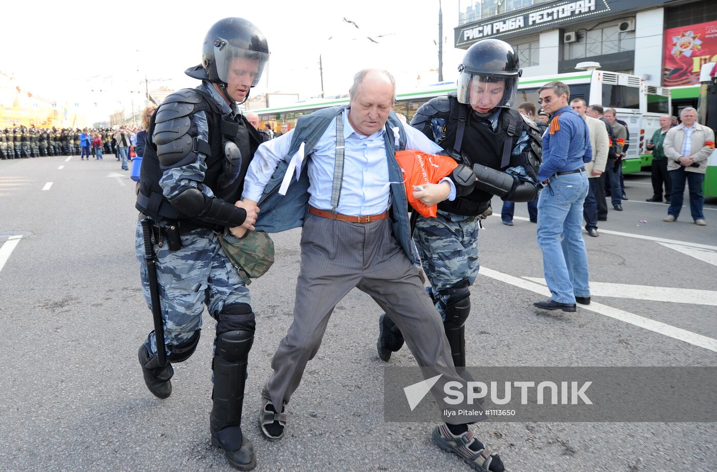 Opposition stages March of Millions rally in Moscow