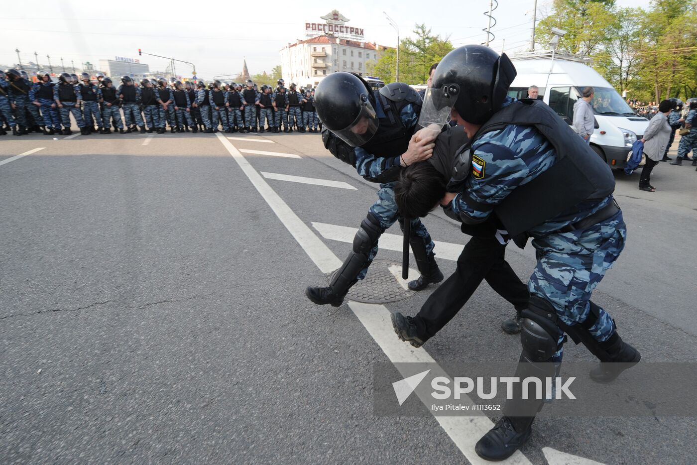 Opposition stages March of Millions rally in Moscow