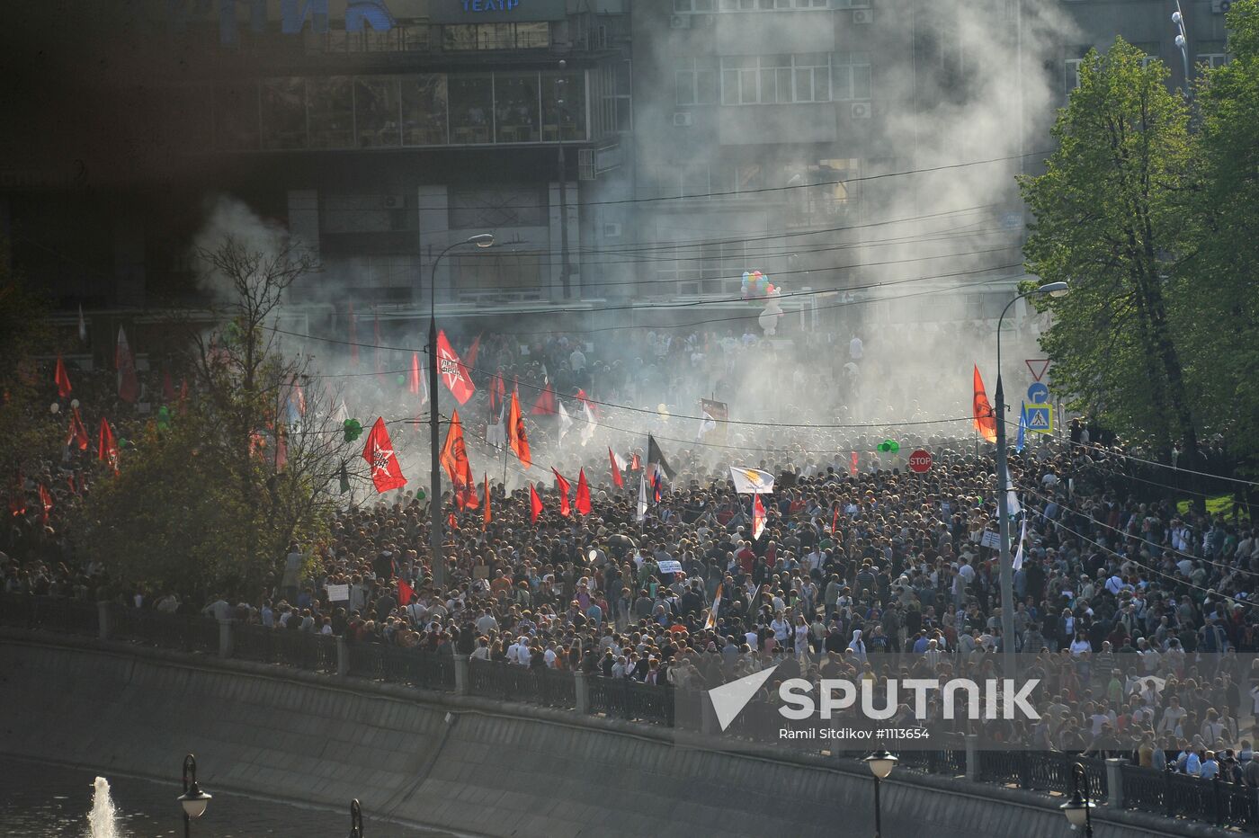 Opposition stages March of Millions rally in Moscow