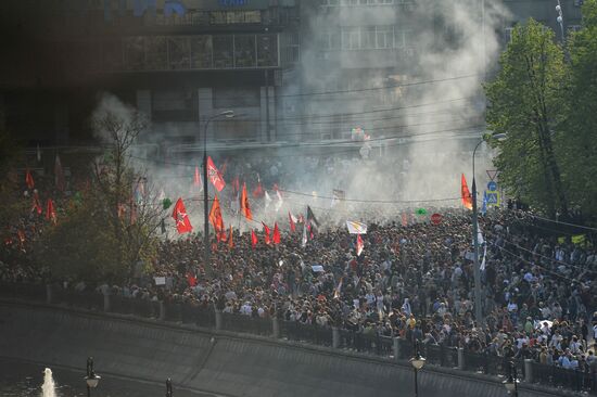 Opposition stages March of Millions rally in Moscow